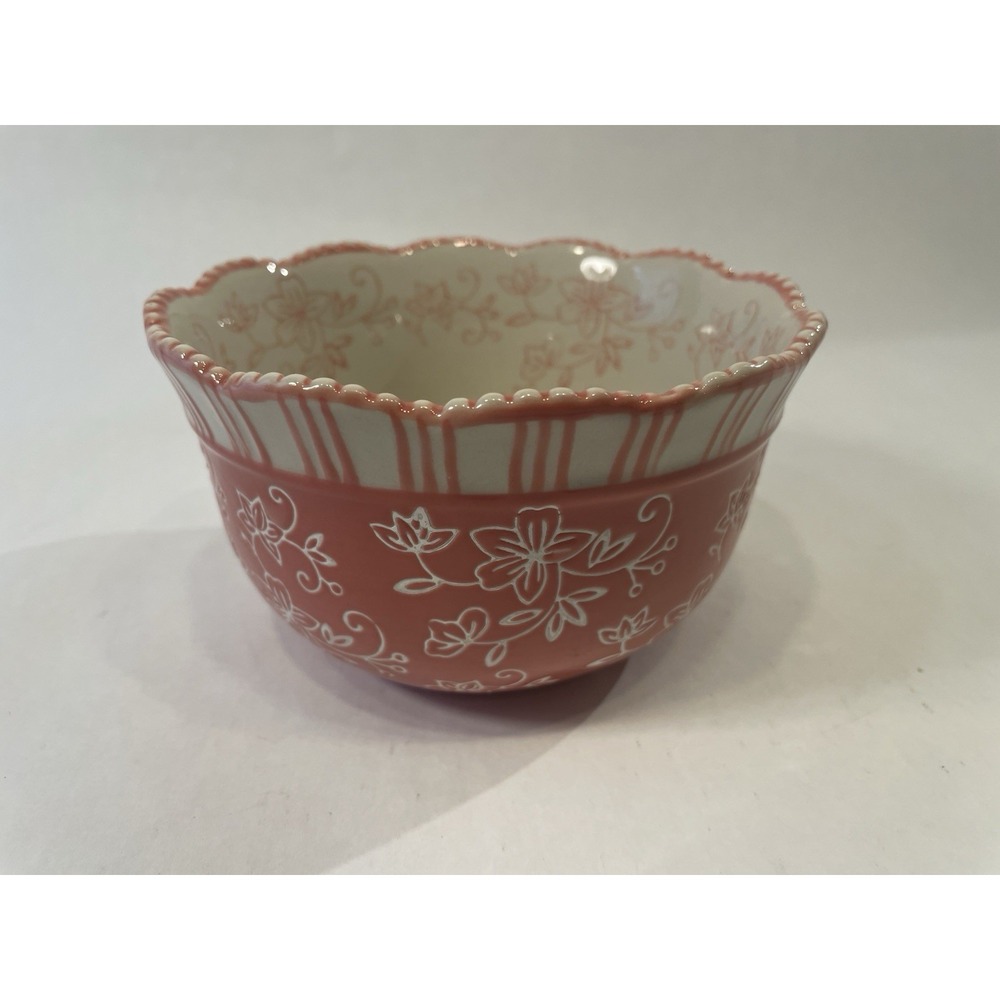 Temptations by Tara Floral Lace  0.75 Qt Serving Bowl